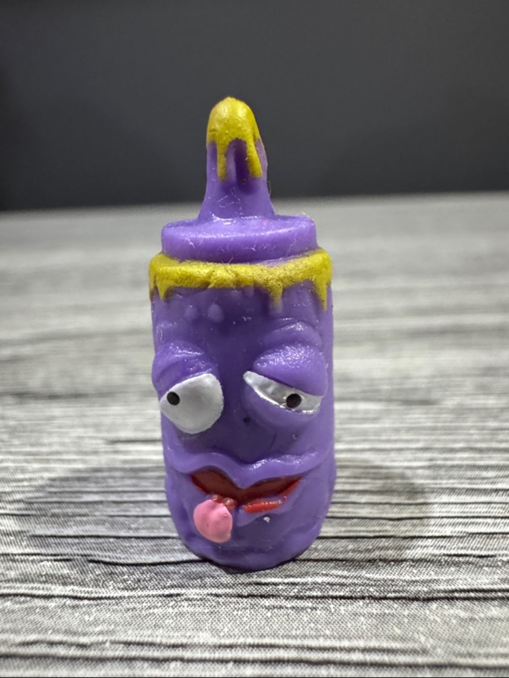 The Grossery Gang | Purple Disgusting Mustard (1-057) - Mini Collectable Figure